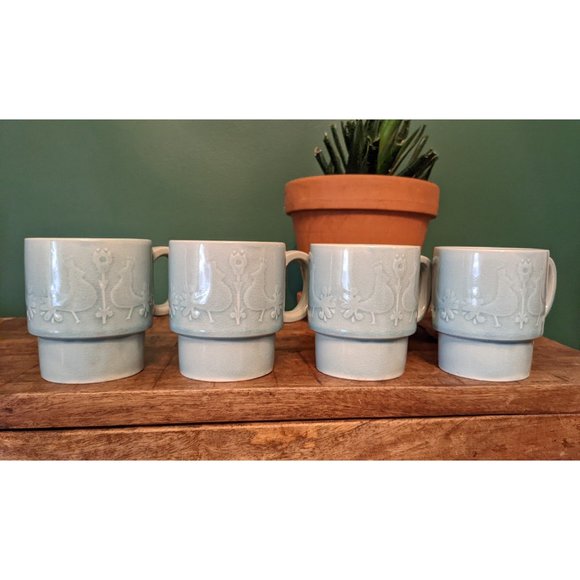Vintage Set of Stacking Mugs/Teacups, Sky Blue Featuring Peacocks/Pheasants - Ma - Picture 2 of 9